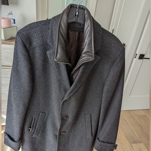 Men's coat size 38r